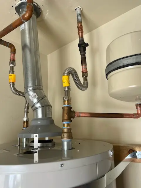 Water heater installation and plumbing repair in Gracywoods